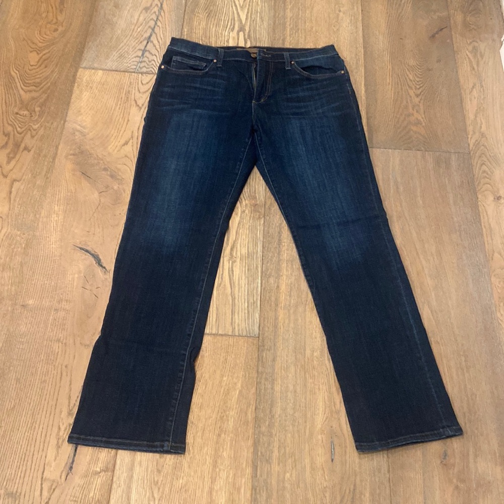 Excellent condition worn once Mens Joe’s jeans. Size 36x34